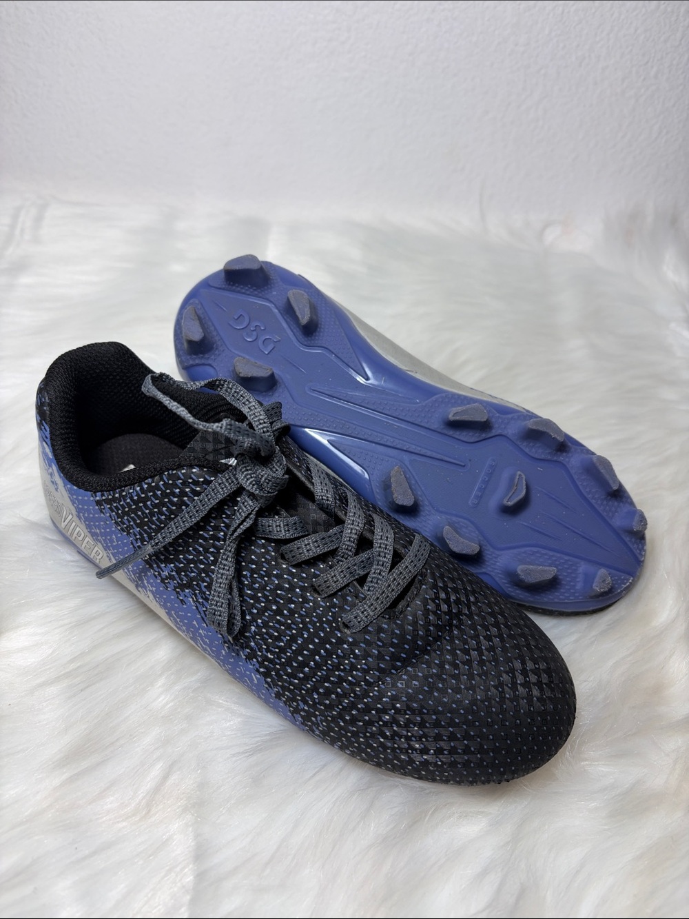 DSG Speed Viper Athletic Sporty Soccer Baseball Cleats